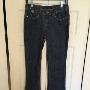 Dereon Women's Vintage Jeans. Stretchy Flare.  Size 5/6. Long. Dark Wash